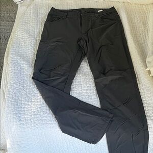 Patagonia Men's Dark Gray lightweight  Pants